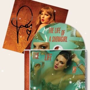Taylor Swift The Life of A Showgirl CD + Hand Signed Photo 3 - NEW and SEALED